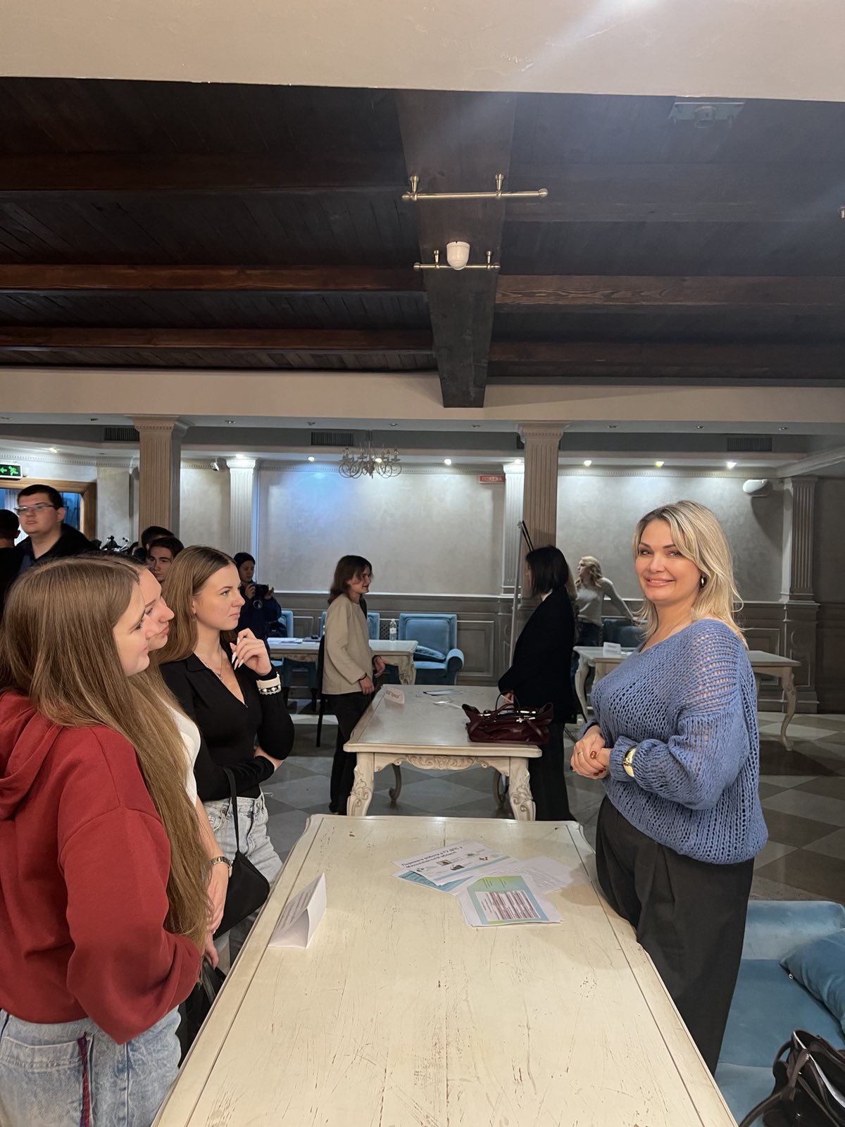 Під час молодіжного заходу податківці області розповіли учасникам про професійні можливості податкової служби, трансформації та переваги . Фото № 7/6