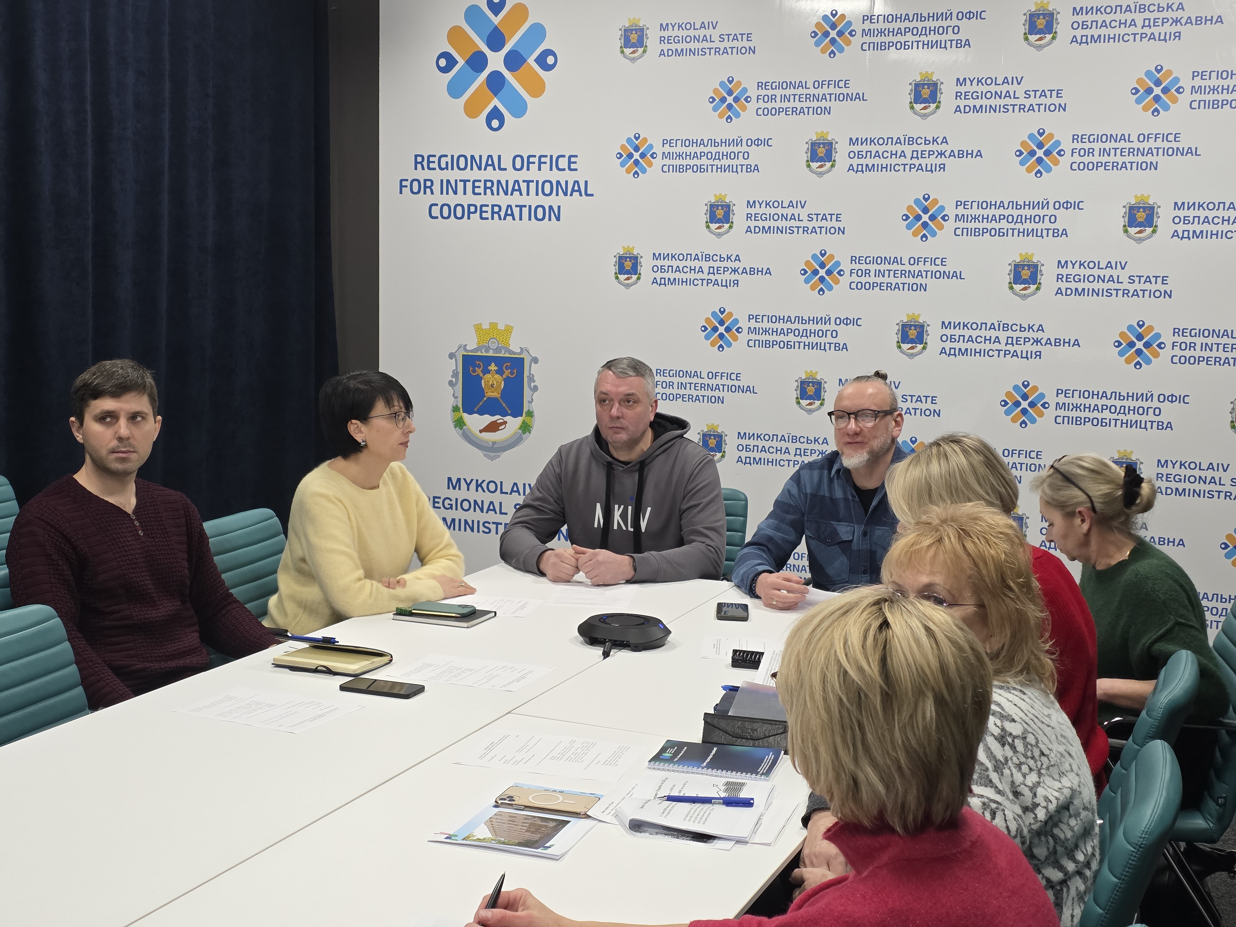 Податківці та бізнес Миколаївщини обговорили ключові зміни податкового законодавства з 2026 року. Фото № 7/6