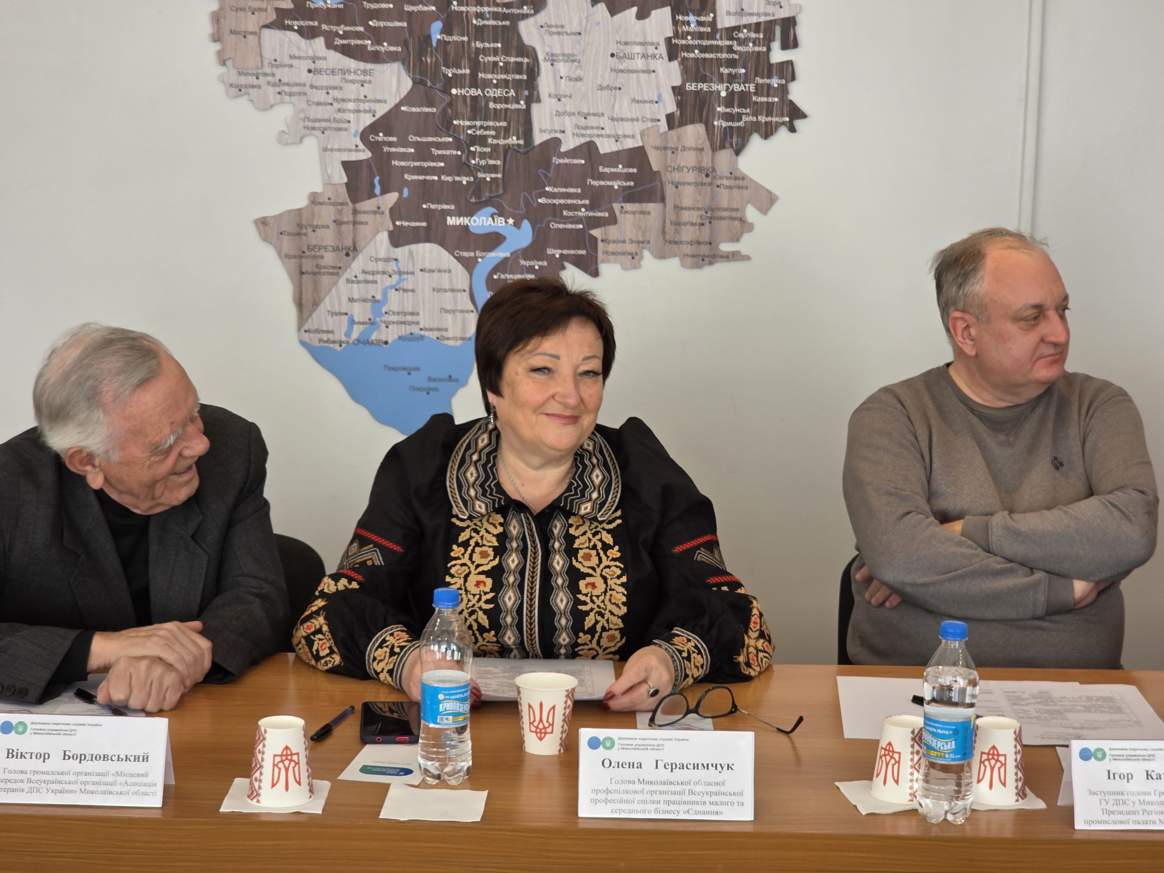 Відкрита взаємодія та спільні рішення: відбулося засідання Громадської ради при ДПС Миколаївщини. Фото № 15/14