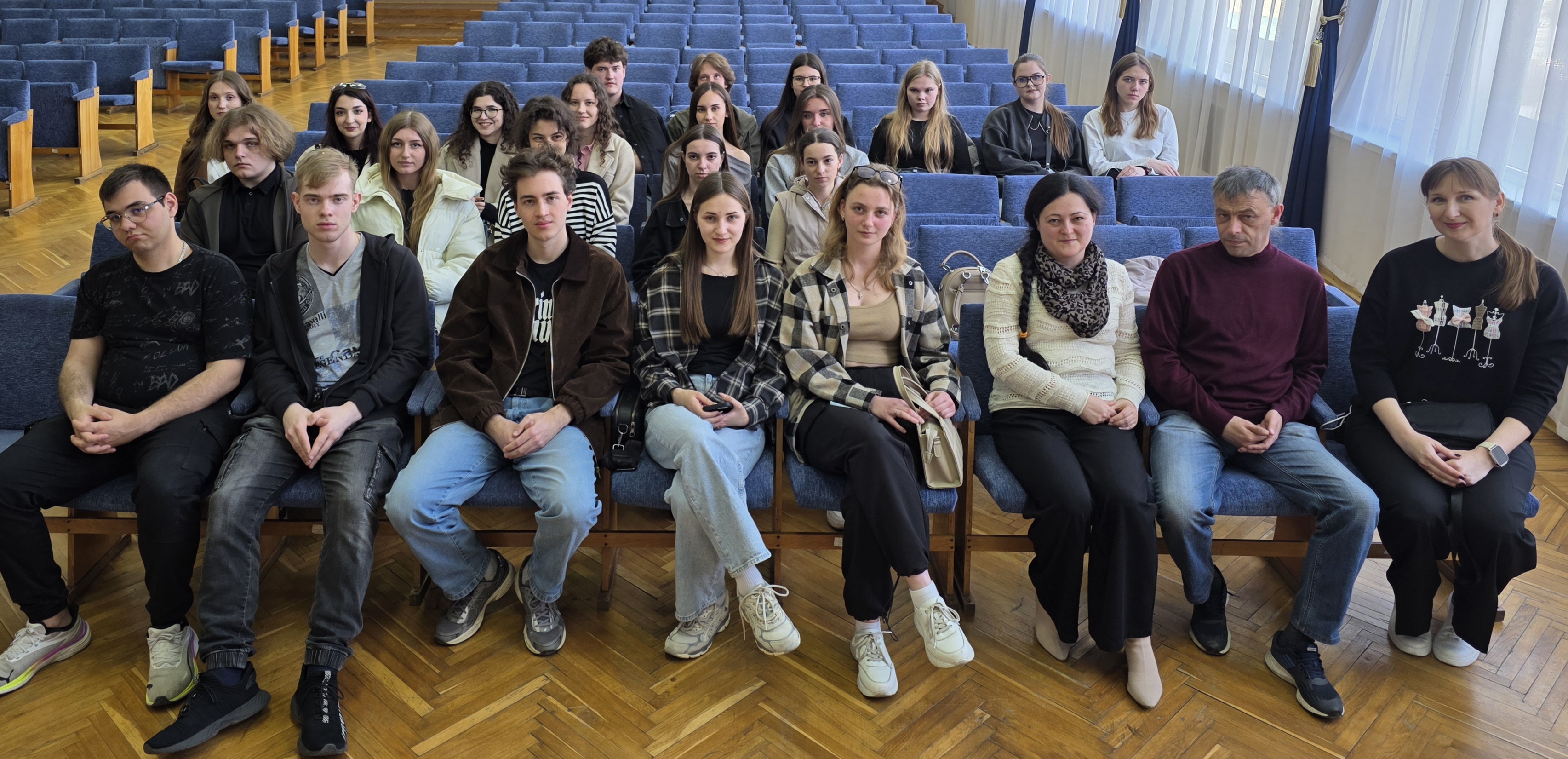 Від теорії до практики: податківці Миколаївщини поспілкувалися зі студентами-фінансистами. Фото № 3/2