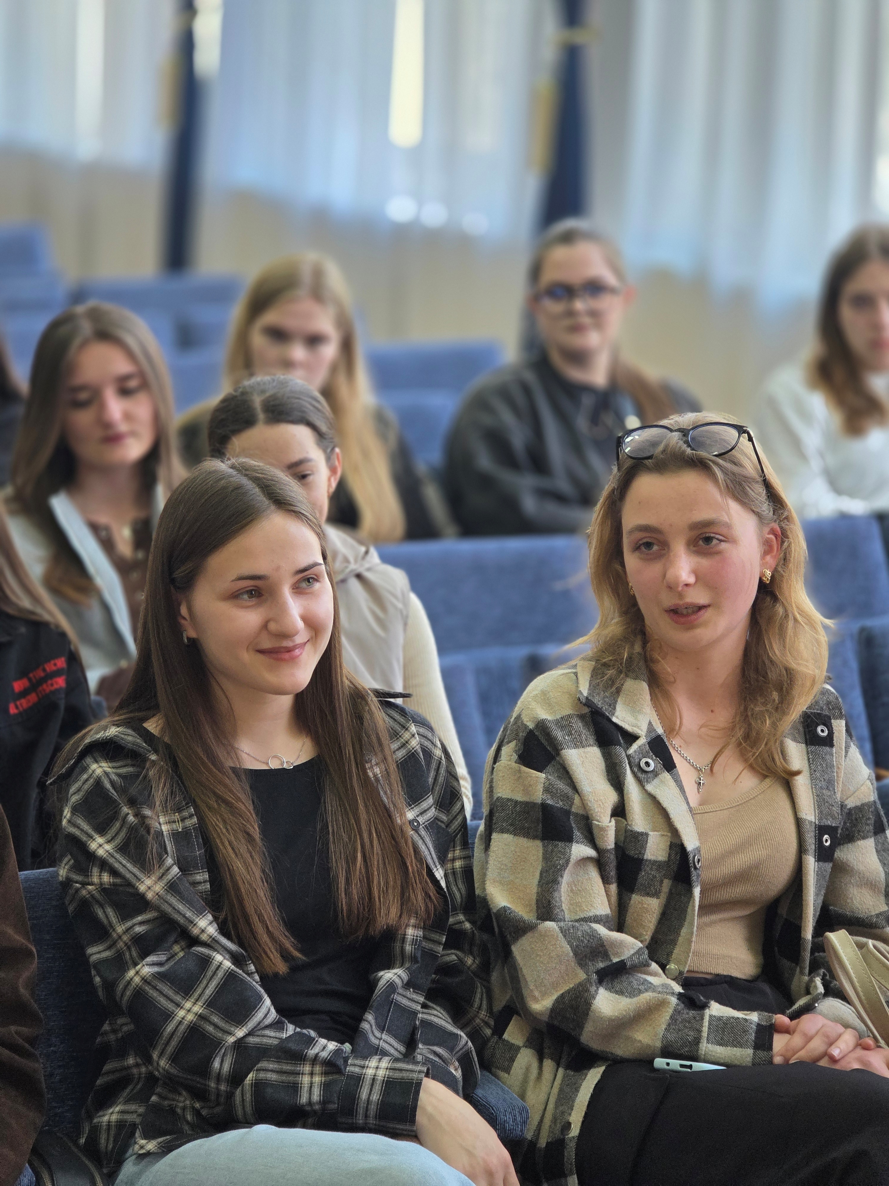 Від теорії до практики: податківці Миколаївщини поспілкувалися зі студентами-фінансистами. Фото № 16/15