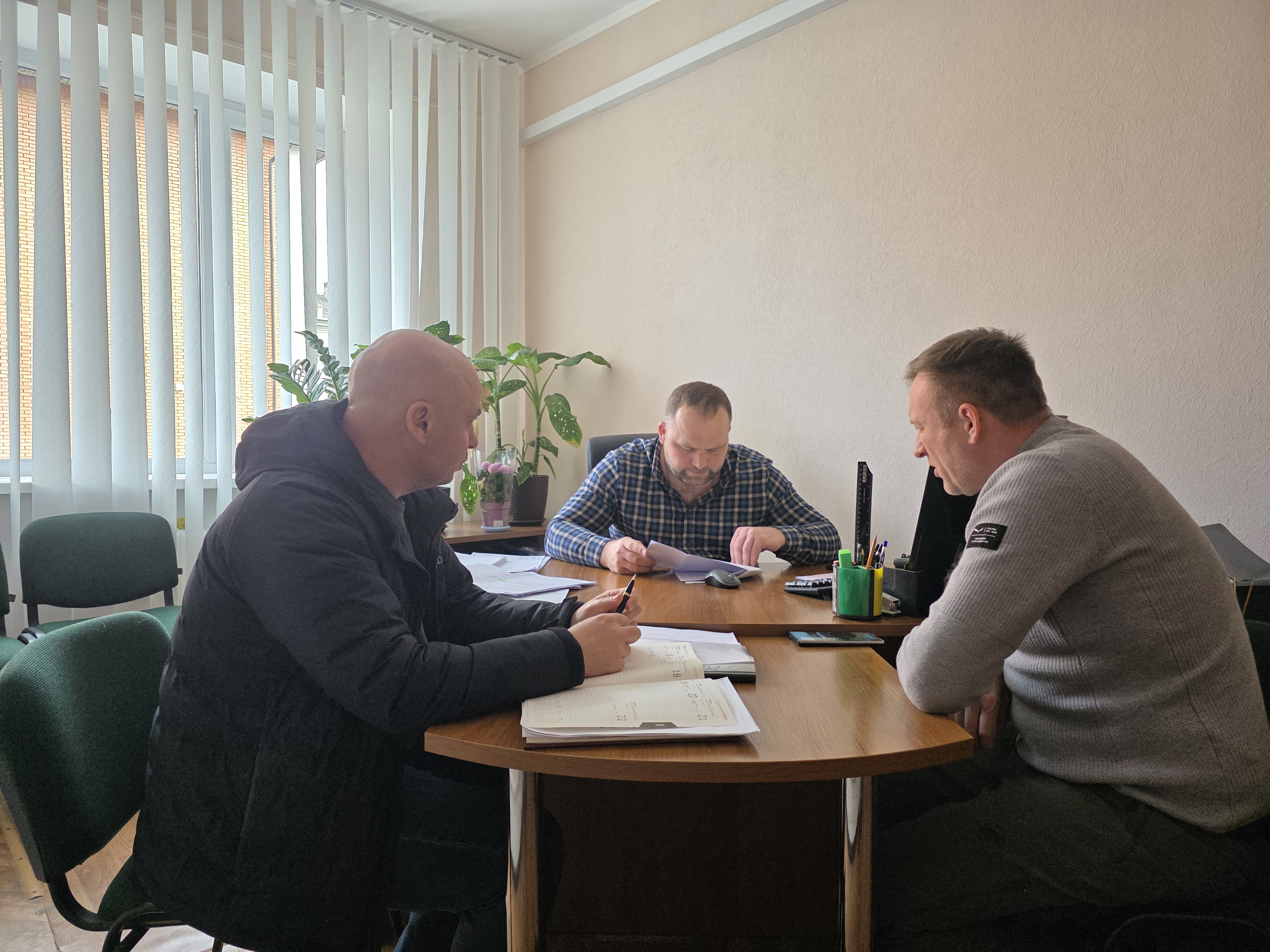 Діалог бізнесу та податківців триває: ДПС Миколаївщини надає консультаційну допомогу платникам з питань податкових ризиків  . Фото № 2/1