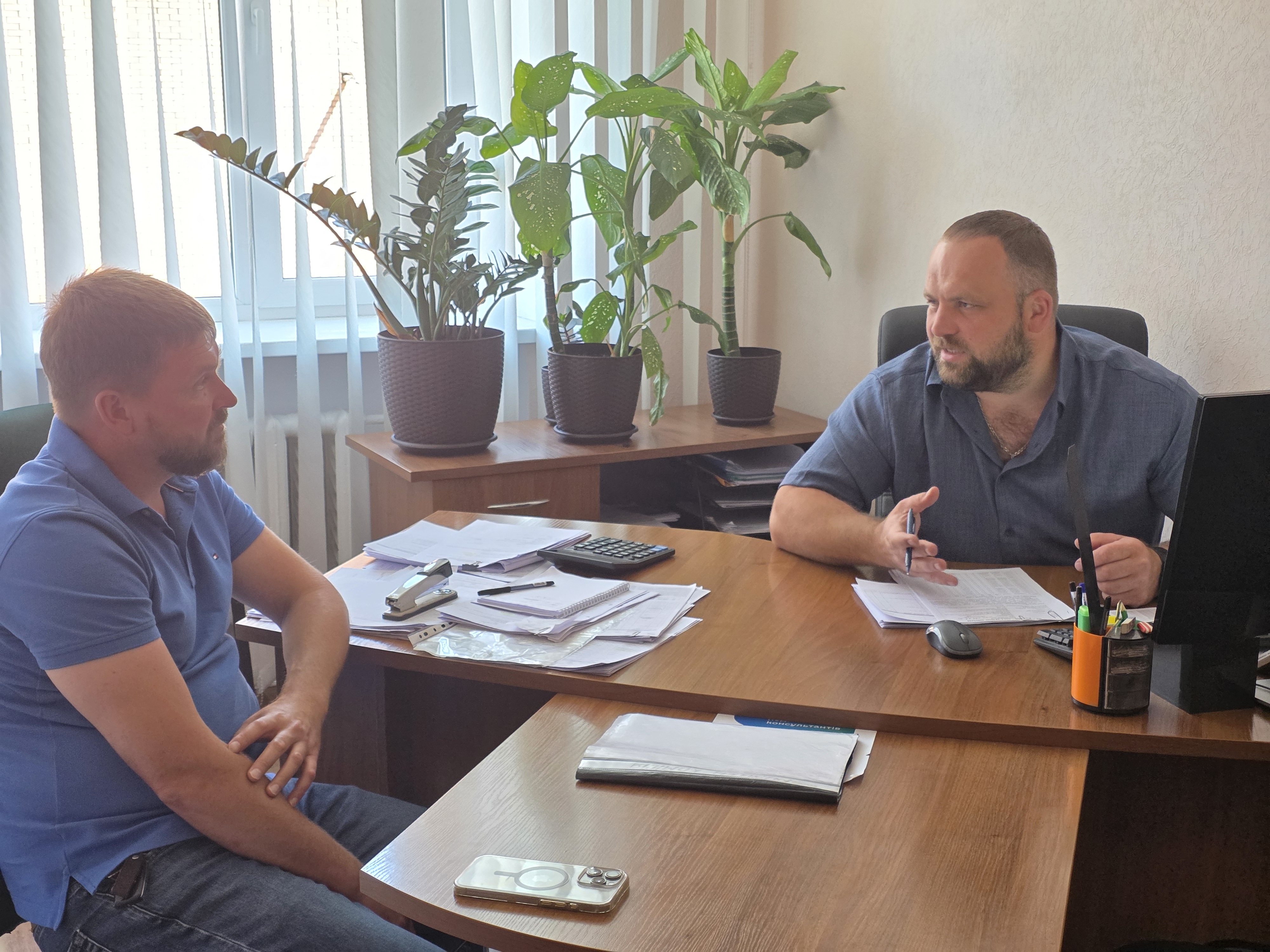 Податківці Миколаївщини обговорюють з підприємцями актуальні питання ризиковості. Фото № 3/2