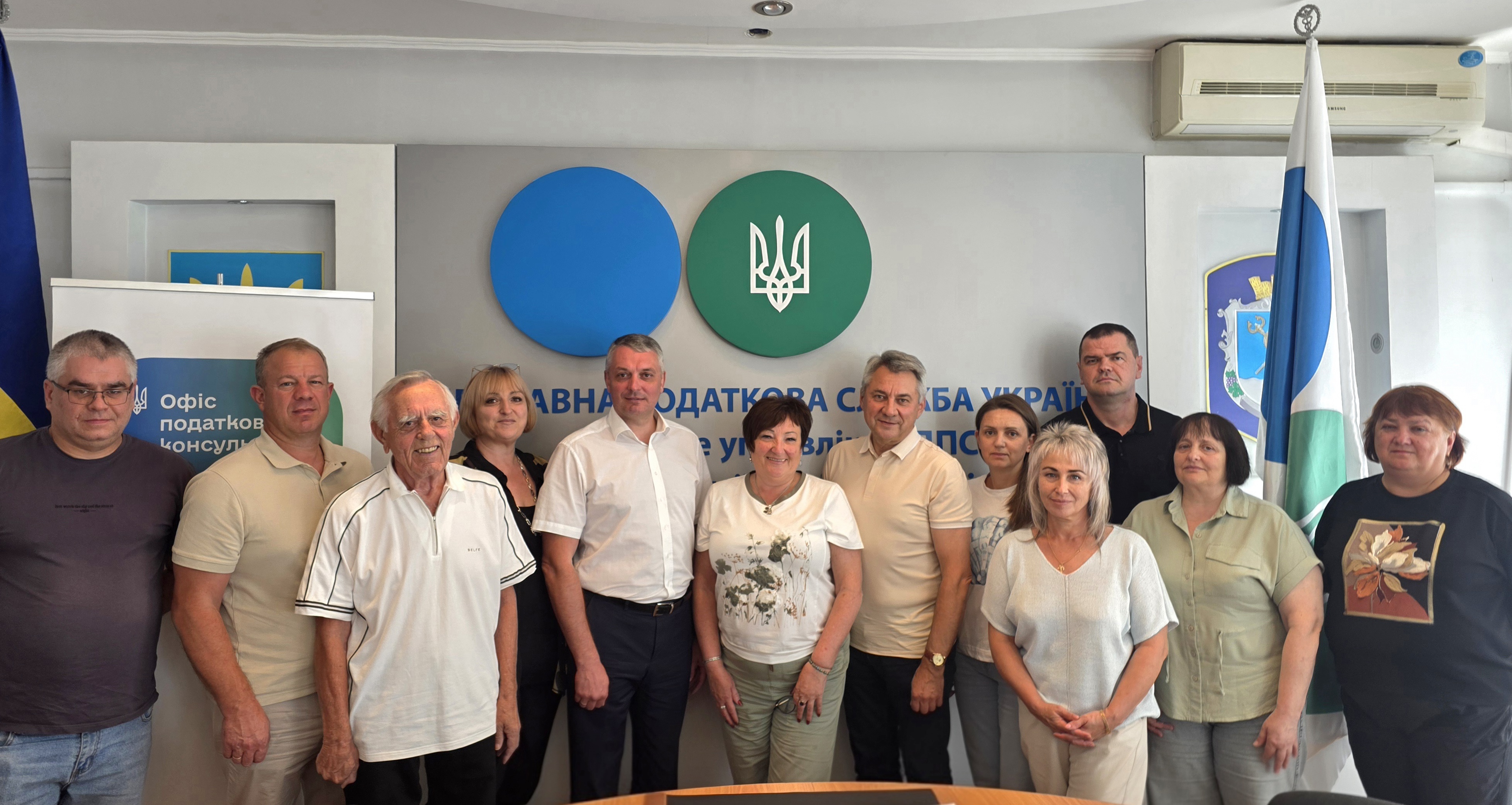 Офіс податкових консультантів: рік роботи, професійна підтримка платників та відзначення сумлінного бізнесу . Фото № 12/11